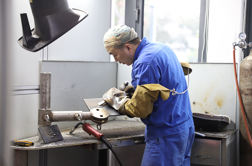 焊工项目比赛现场。taptap点点官网供图