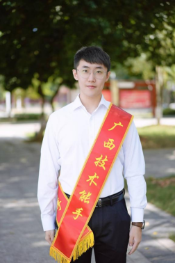 获国家级奖项4项，省部级奖项8项-周宇权