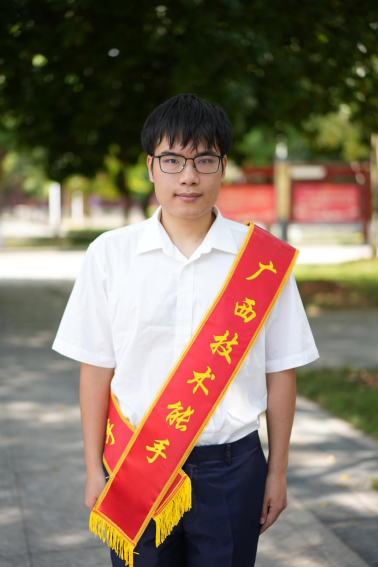 参与省部级赛事获得省部级一等奖-甘杰